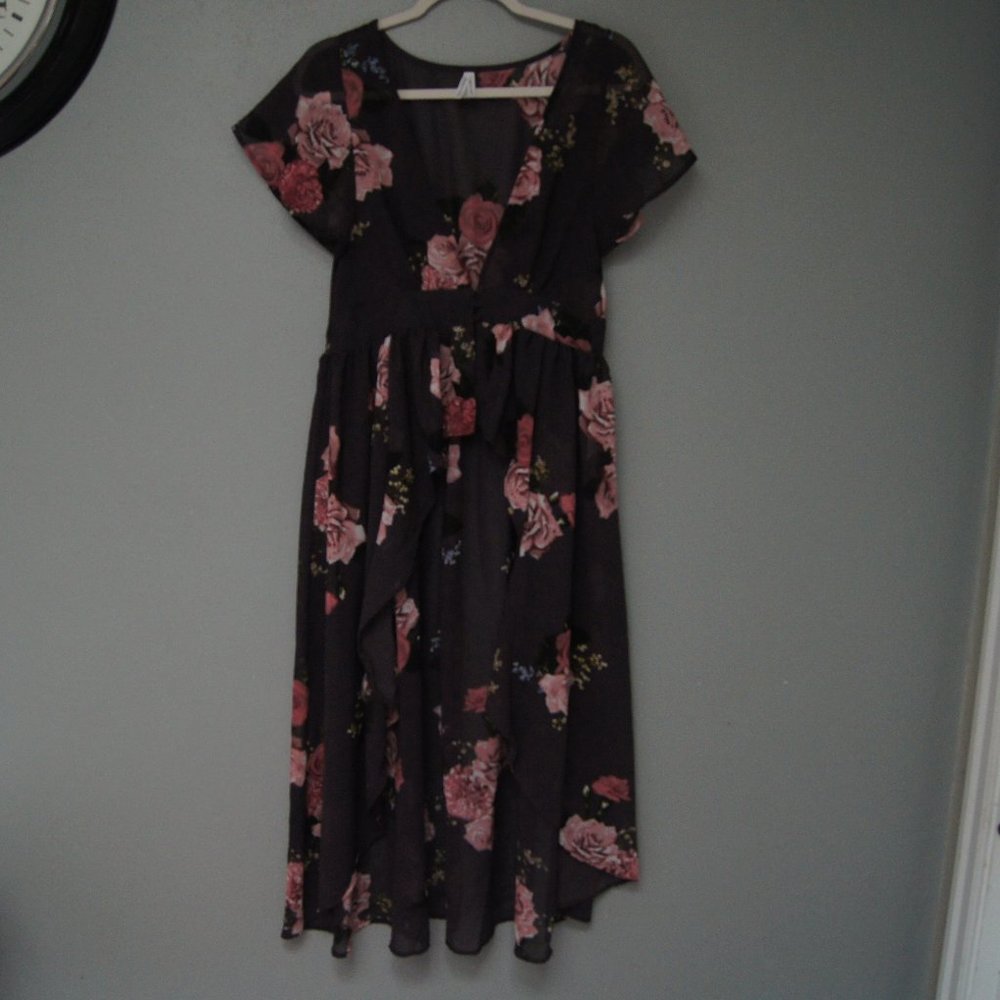 Live 4 Truth High/Low Grey Floral Kimono Duster L